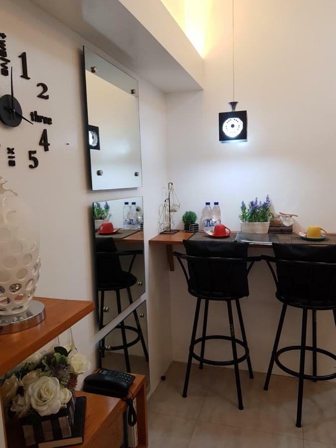 Cozy And Home Vacation Pad Tagaytay City Eksteriør billede